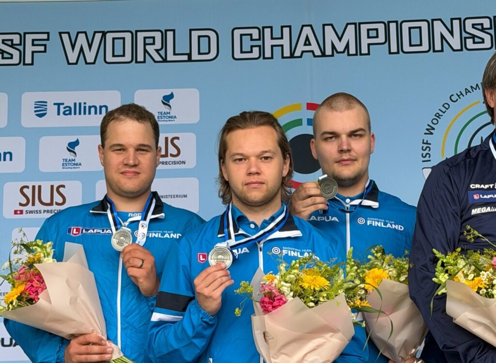 MM-Tallinna: Suomi päätti kisat joukkuehopeaan