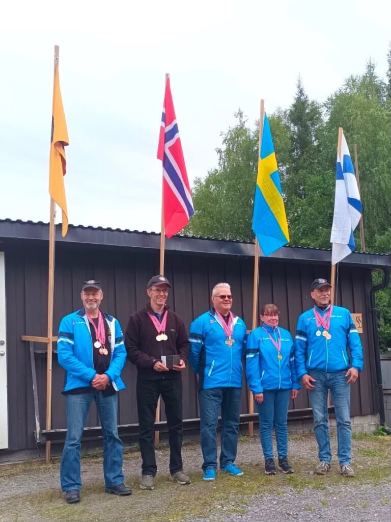 Menestystä Mustaruudin PM kisoissa